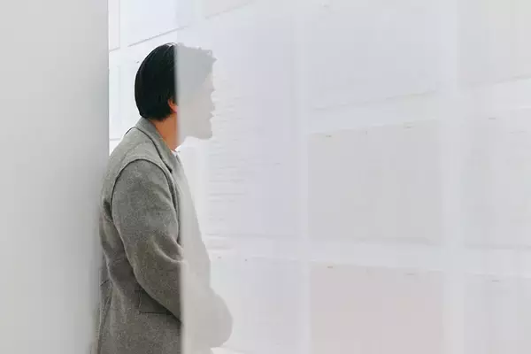 「不完全さが評価される時代がくるかもしれない。押山清高が『ルックバック』展で問う、AI時代の創造性」の画像