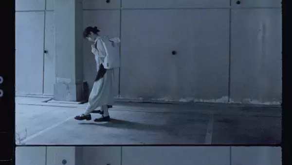 「當真あみ出演。映画館のスクリーンを活用したアパレル「SCRE:EN」第3弾ムービー公開」の画像