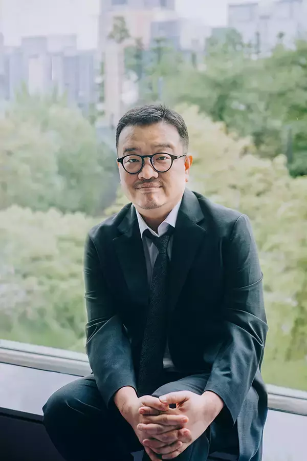 「「俳優人生で、あんな経験はもうできるかわからない」蒼井優×ヨン・サンホが語るNetflix『ガス人間』」の画像