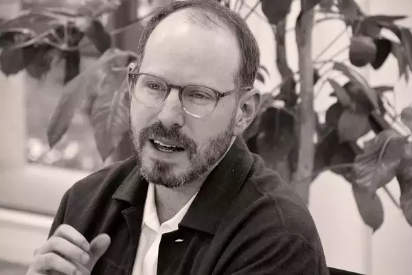 「アリ・アスターに聞く新作『エディントンへようこそ』。「私たちはSNSがつくり出した世界に生きている」」の画像