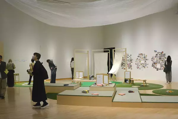 「「わたしの言葉」ってなんだろう？　東京都現代美術館『翻訳できない わたしの言葉』展をレポート」の画像