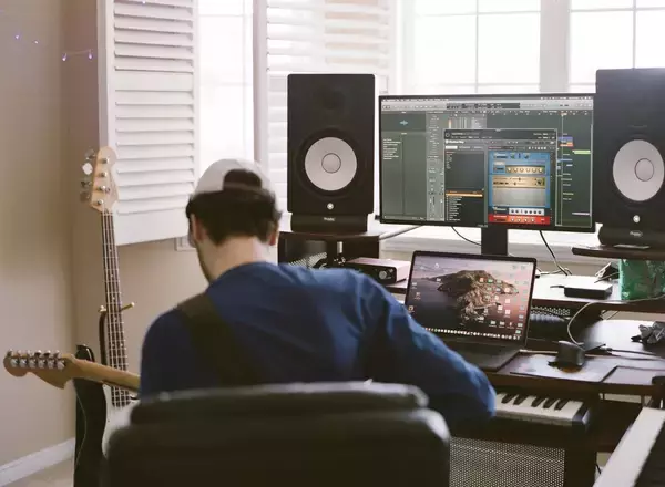 「アナログレコード製造販売プラットフォーム「Qrates」日本版サービスがローンチ」の画像