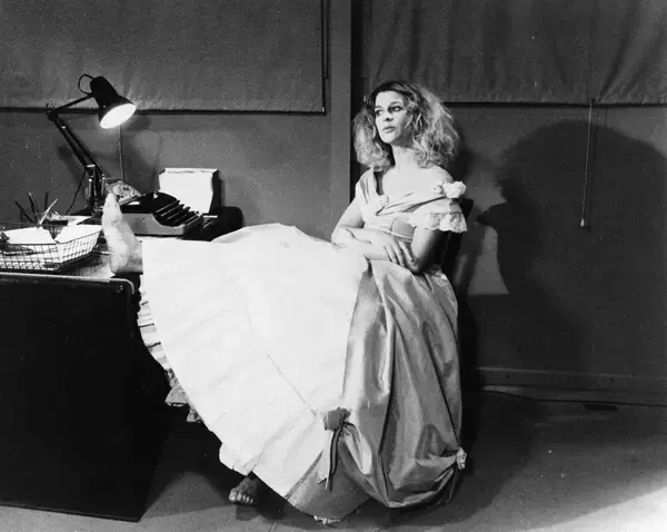 1980年代初頭ロンドンを舞台に「女性と労働」を描いた2作品が日本劇場初公開