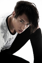 ポール・ウェラーの長男ナット・ウェラー、J-POPアーティスト目指し日本デビュー