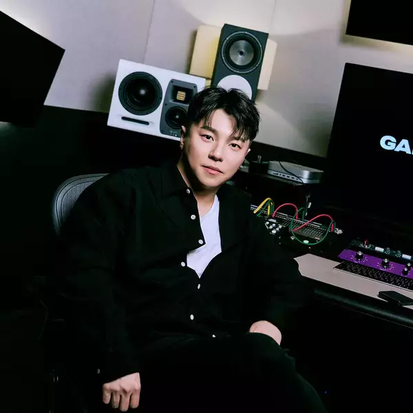 「GALACTIKA *とは何者？TWICE、ITZYを手がけた音楽プロデューサーチームにインタビュー」の画像