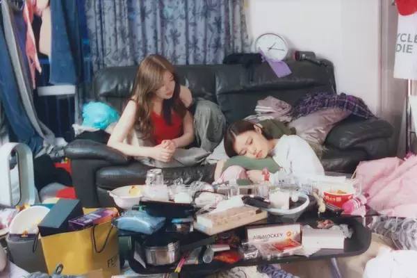 「杉咲花×令和ロマンくるま対談。映画『ミーツ・ザ・ワールド』撮影の裏側、作品づくりの姿勢を聞く」の画像