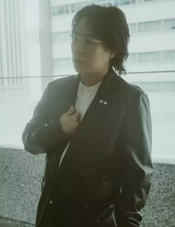 「杉咲花×令和ロマンくるま対談。映画『ミーツ・ザ・ワールド』撮影の裏側、作品づくりの姿勢を聞く」の画像