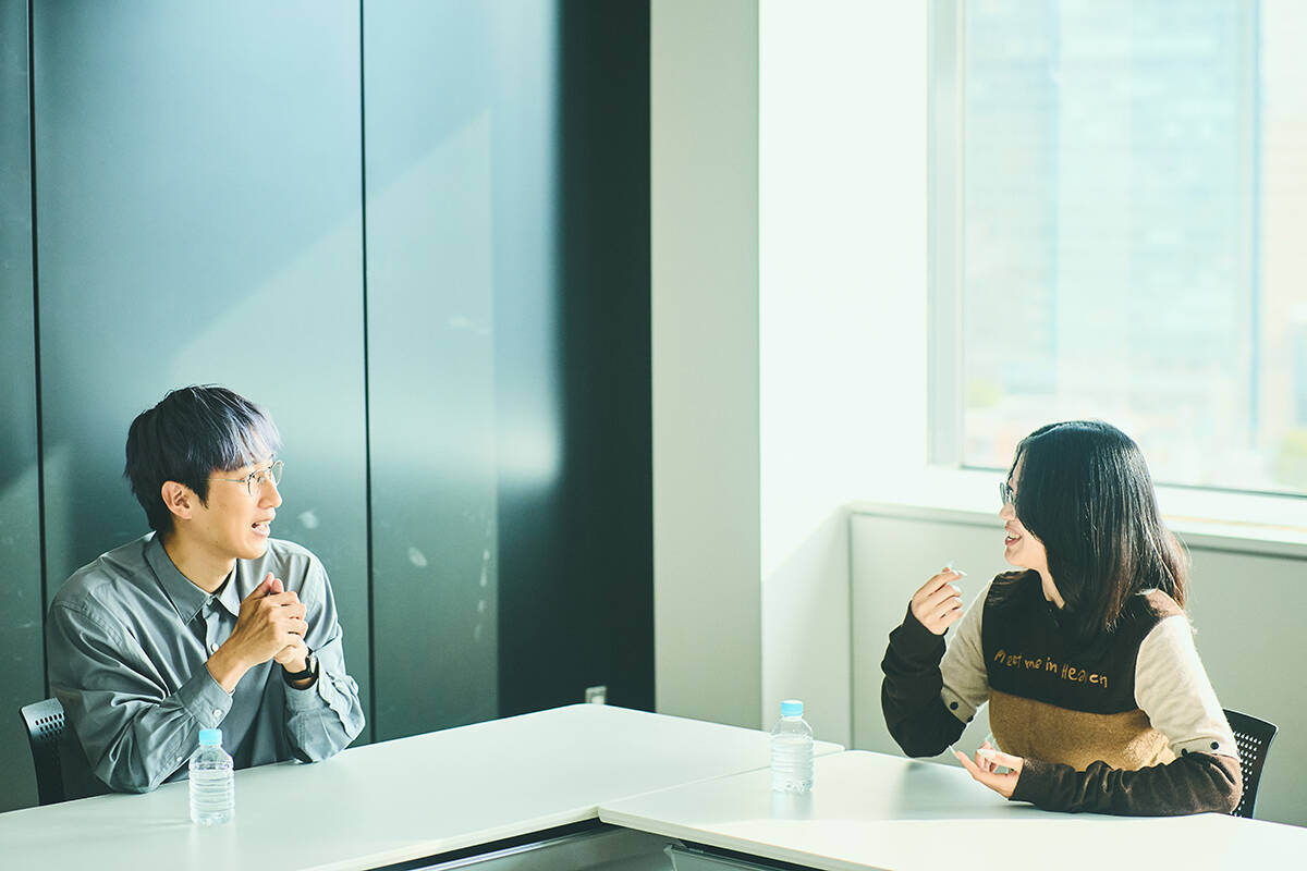 朝井リョウ×山中瑶子の創作論。必要なのは「時代を読む力」ではない