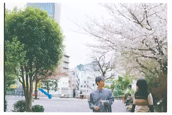 「朝井リョウ×山中瑶子の創作論。必要なのは「時代を読む力」ではない」の画像