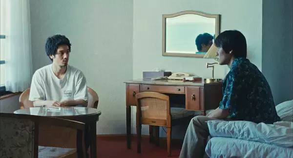 「映画『SUPER HAPPY FOREVER』はなぜいまつくられたか。五十嵐耕平監督・山本奈衣瑠らの言葉から紐解く「同時代性」」の画像