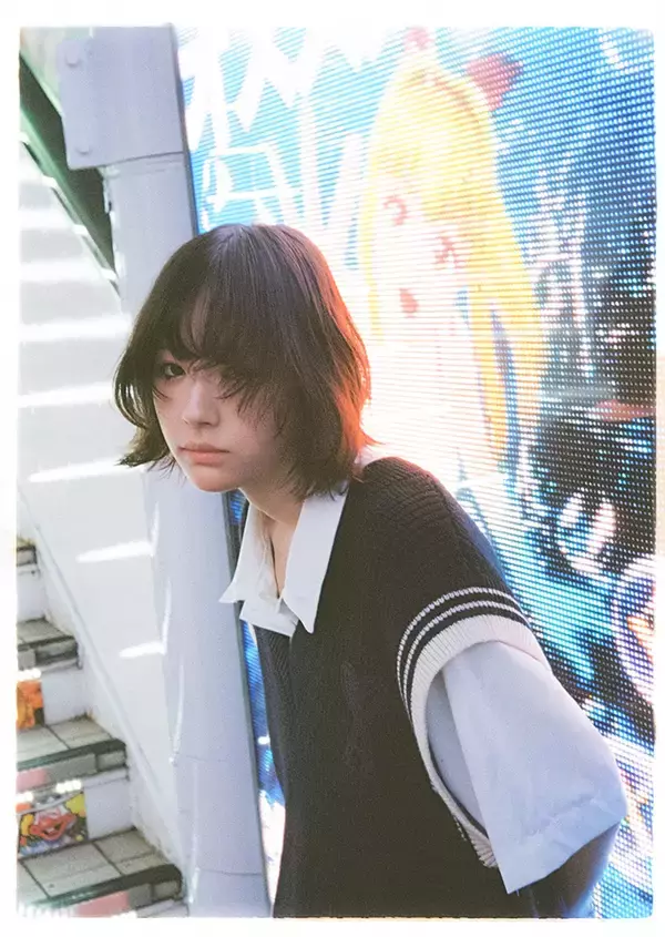 「上村窓写真連載vol.2『どこだよここは だれだよきみは』〜終わったおのでらと街を歩く〜」の画像