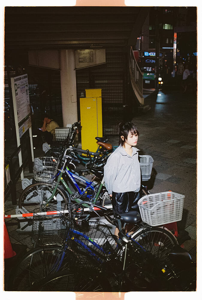 上村窓写真連載vol.2『どこだよここは だれだよきみは』〜終わったおのでらと街を歩く〜