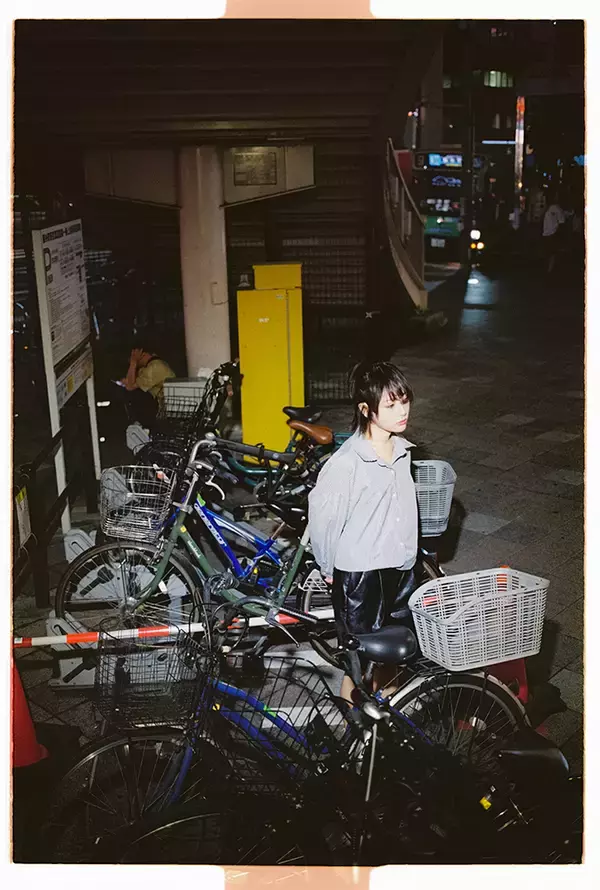 「上村窓写真連載vol.2『どこだよここは だれだよきみは』〜終わったおのでらと街を歩く〜」の画像