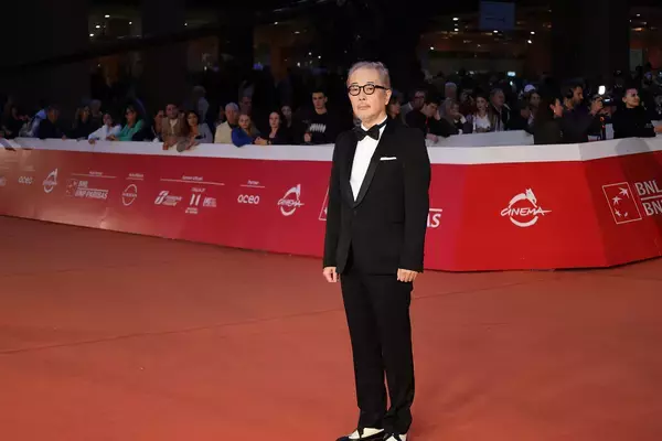 「リリー・フランキーと錦戸亮が親子役。日英合作映画『コットンテール』が来年3月公開」の画像