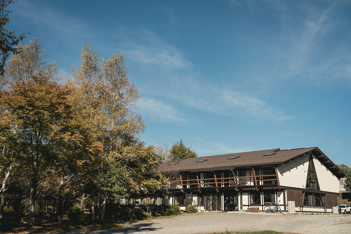 地方移住と働き方改革を牽引してきた「富士見 森のオフィス」10周年記念書籍『十草十載』刊行