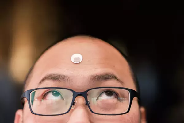 「仏教思想で紐解く『エブエブ』。マルチバースと仏教の共通点を僧侶に聞く。エヴリンが手にした幸せは？」の画像