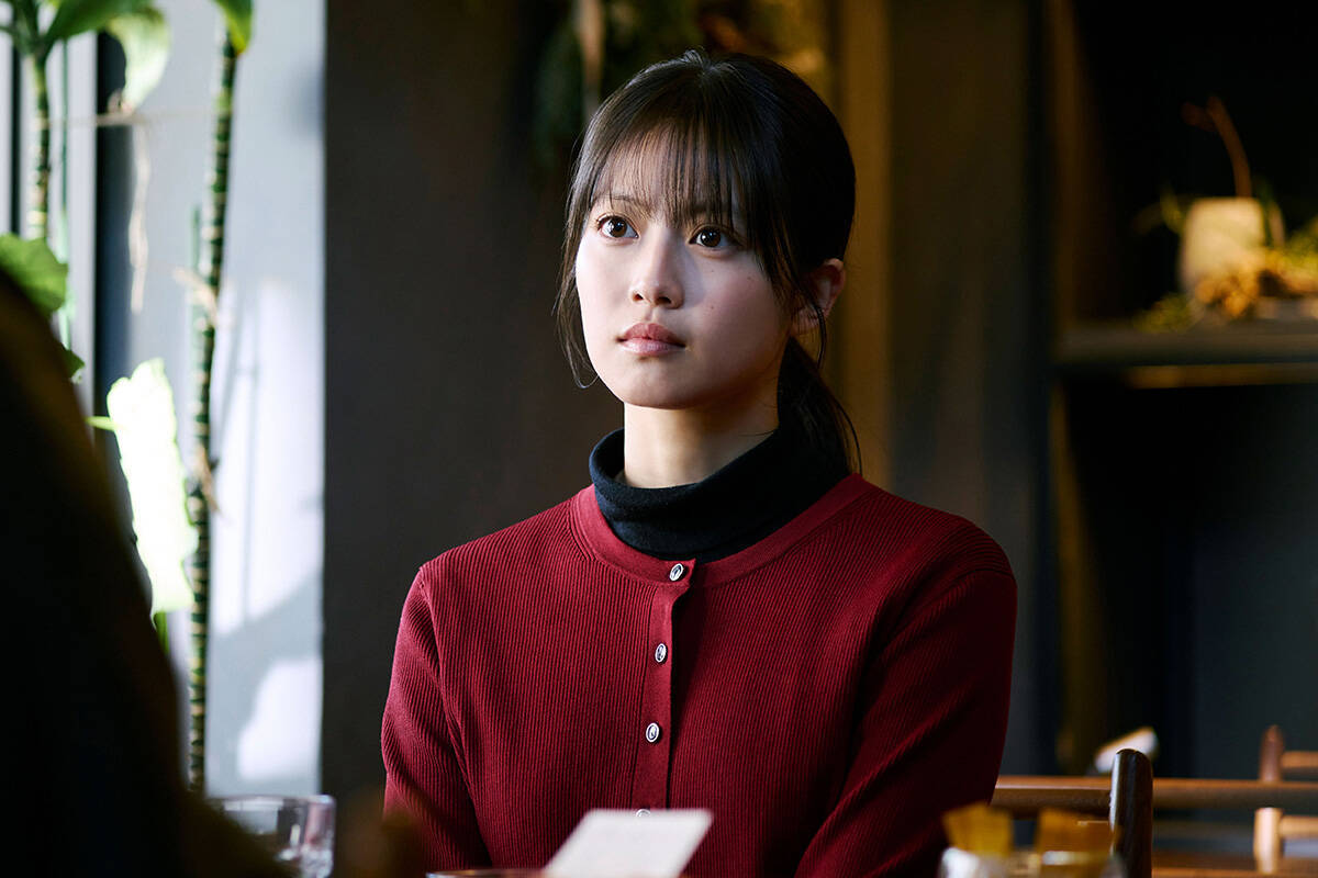 松村北斗×今田美桜が事件の真相に迫る。東野圭吾原作『白鳥とコウモリ』新規場面写真到着