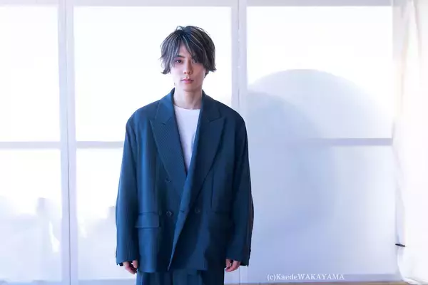 「櫻坂46・山﨑天、令和ロマン・松井ケムリがアニメ映画『我々は宇宙人』に声優参加。主題歌はadieu」の画像