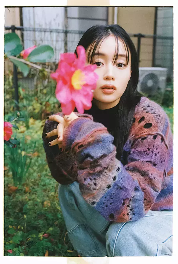 「上村窓写真連載vol.4『どこだよここは だれだよきみは』〜藤原さくらと街を歩く〜」の画像