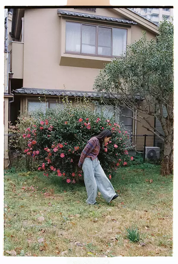 「上村窓写真連載vol.4『どこだよここは だれだよきみは』〜藤原さくらと街を歩く〜」の画像