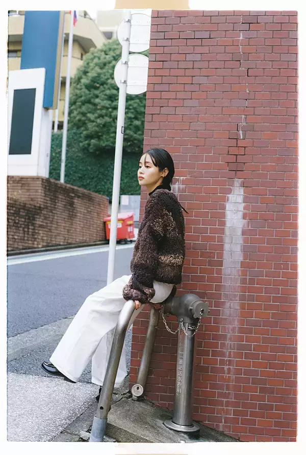 「上村窓写真連載vol.4『どこだよここは だれだよきみは』〜藤原さくらと街を歩く〜」の画像