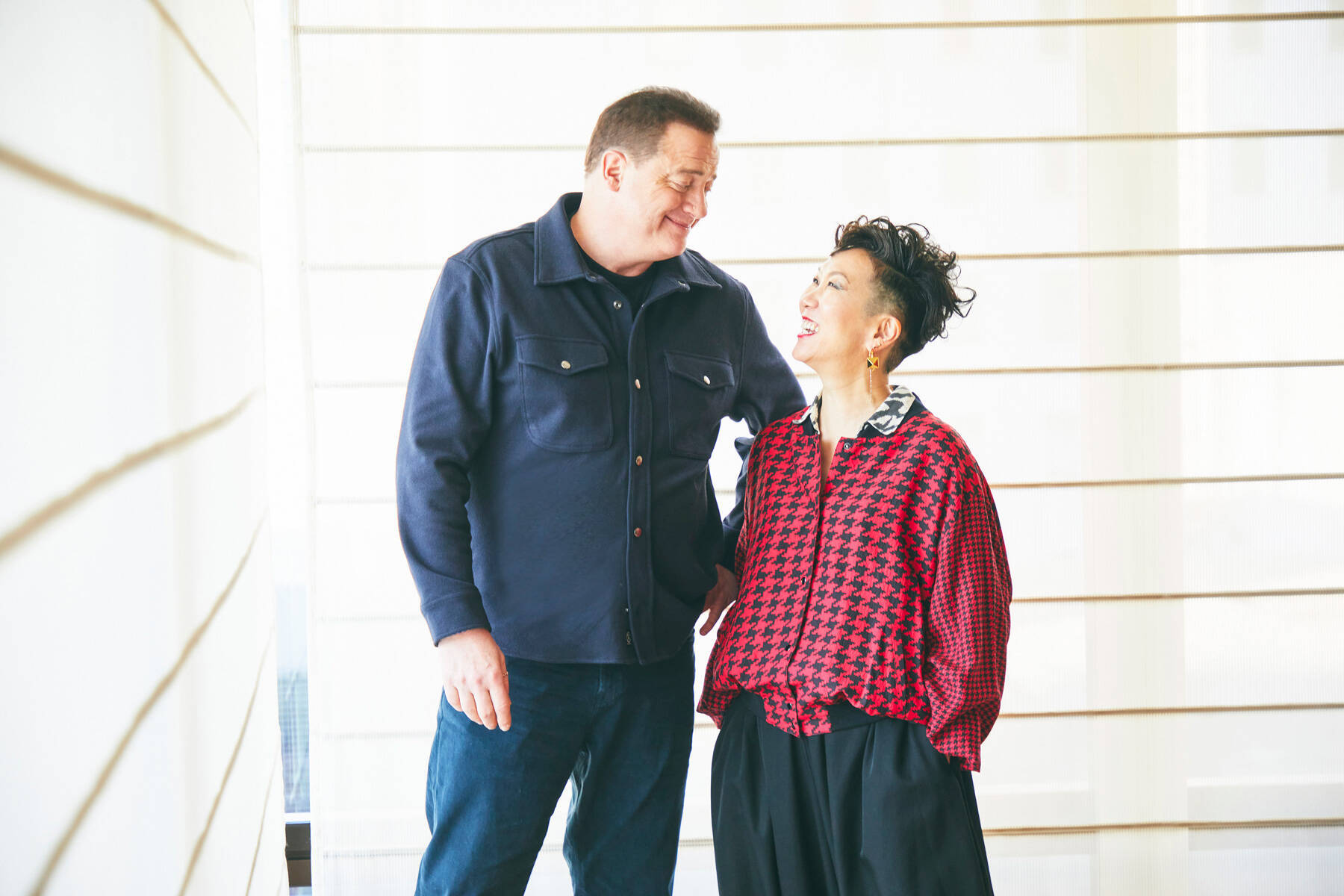 ブレンダン・フレイザー×HIKARI監督インタビュー。全編日本ロケ敢行『レンタル・ファミリー』を掘り下げ