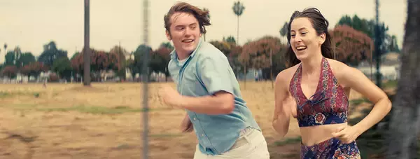 「音楽から紐解く『リコリス・ピザ』。ポール・トーマス・アンダーソンは「最高のDJ」でもあった」の画像