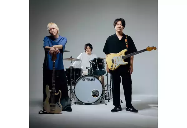 SuiseiNoboAz×ZAZEN BOYSのツーマンライブが11月23日に渋谷CLUB QUATTROで開催