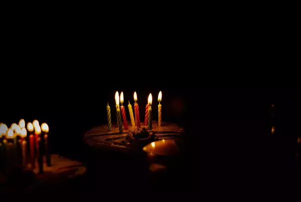 「櫻坂46らしさ」ってなんだろう？“Unhappy birthday構文”と過去楽曲から考える欅坂との違い