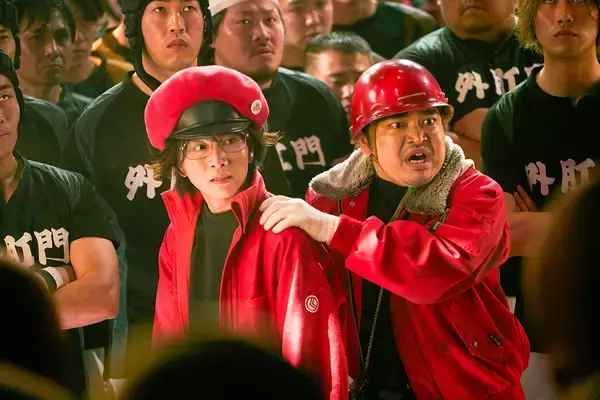 「永野芽郁×佐藤健『はたらく細胞』が1月30日に『金曜ロードショー』で地上波初放送」の画像