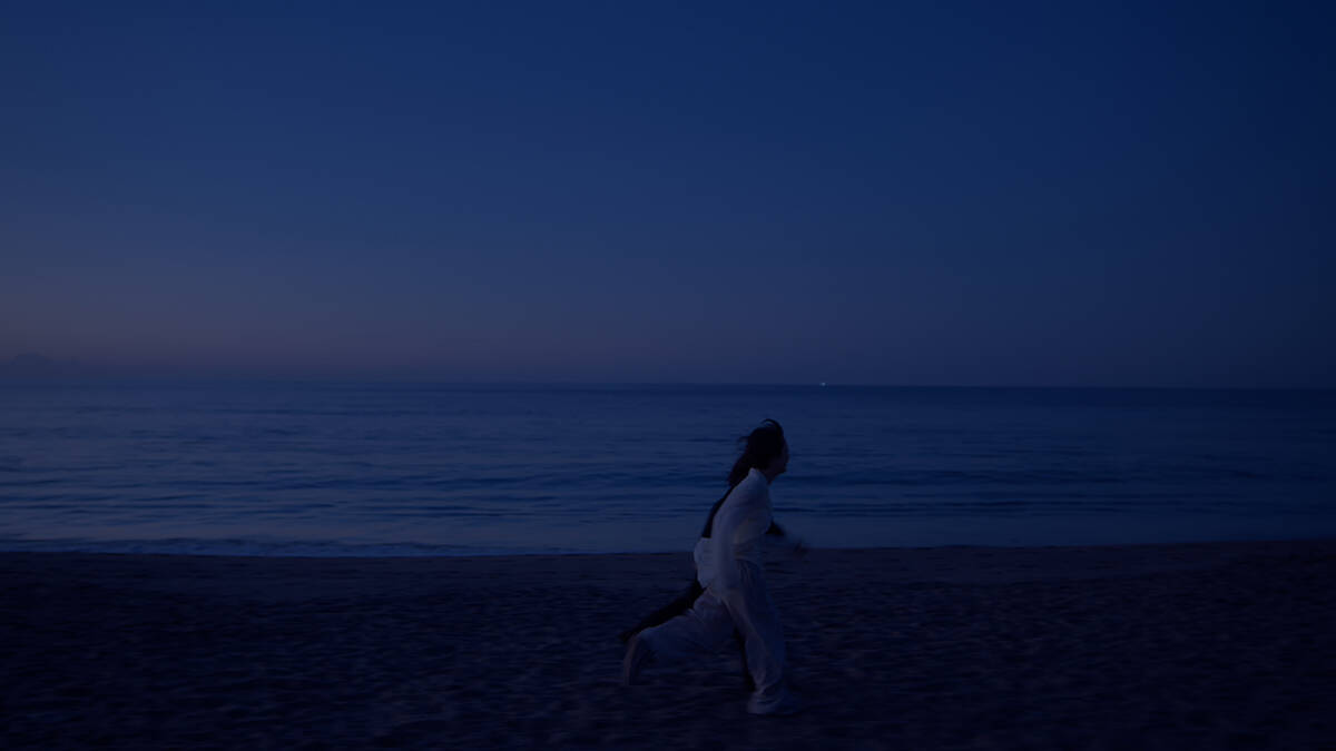 中村悠人監督の短編映画『Everyone is alone, but one and only. / 静かな量子』がNOWNESSで公開