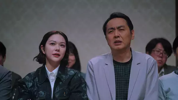 「伊藤万理華主演『擬人化ドラマ 被告人エモい』6月23日にNHK総合で放送。「エモい」と古参形容詞の超法廷劇」の画像
