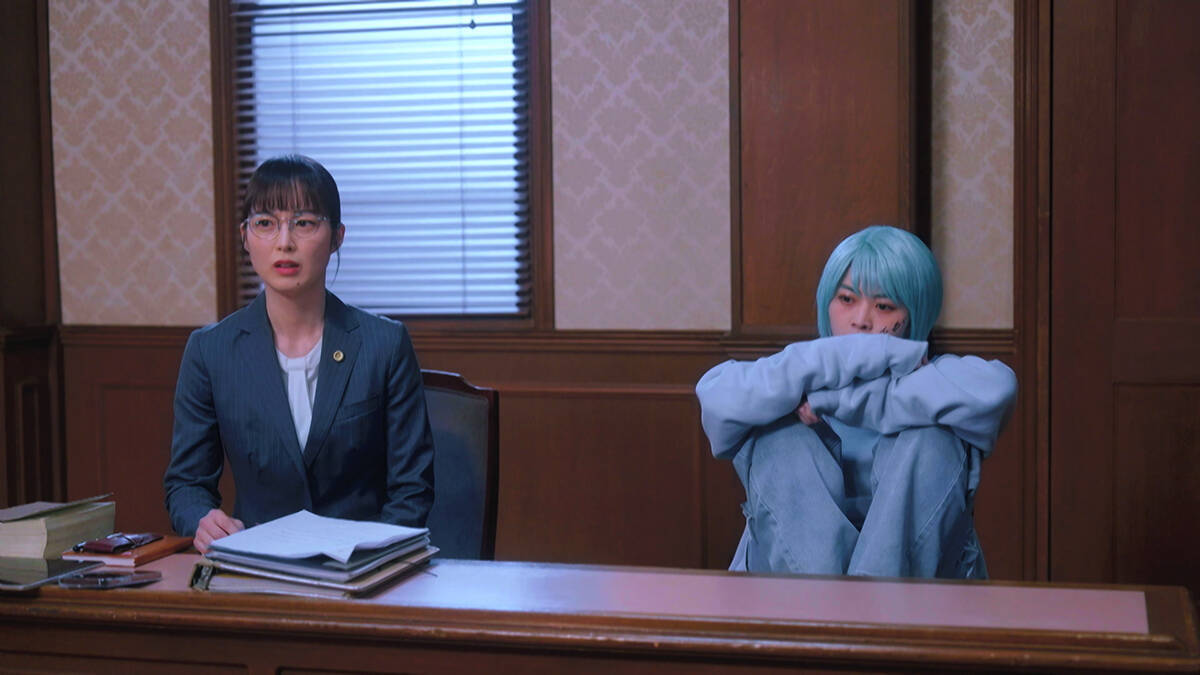 伊藤万理華主演『擬人化ドラマ 被告人エモい』6月23日にNHK総合で放送。「エモい」と古参形容詞の超法廷劇