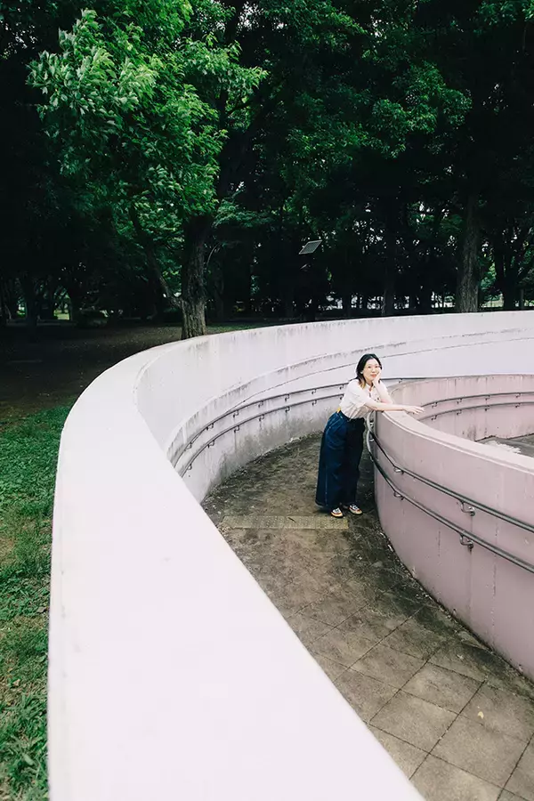 「柴田聡子『ぼちぼち銀河』合評 ひとりぼっちの「島」を飛び出し10年、バンドを引き連れ「銀河」へ」の画像