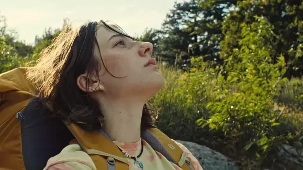 家族の「平和維持役」だった経験をもとにした『グッドワン』。「いい子」からの解放と苦悩とは。監督に聞く