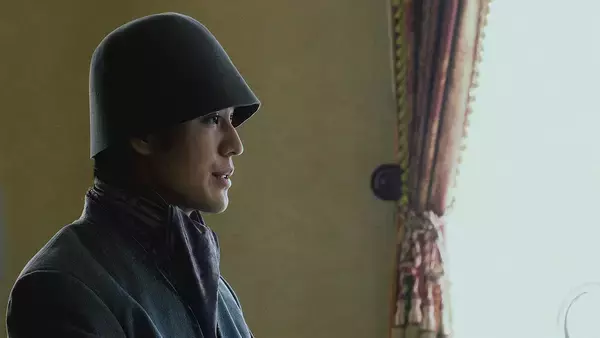 「『岸辺露伴』新作『泉京香は黙らない』堀田真由、寛一郎、橋本淳のキャラビジュアル公開」の画像