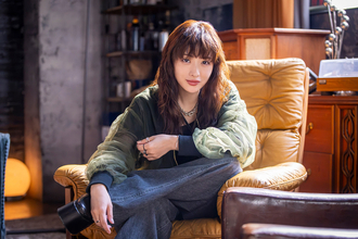 石原さとみがダークな政治の金を盗む怪盗役。野木亜紀子脚本ドラマ『ポリティカルパン』10月スタート
