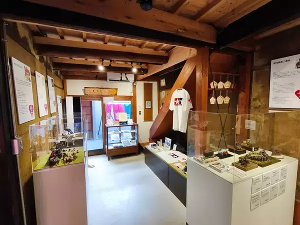 「しりあがり寿、明和電機らが模型への想いを表現。タミヤ『藝プラ展』が10月29日から新橋で開催」の画像