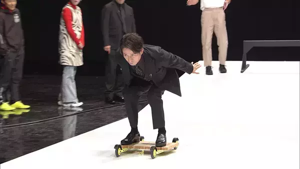 「岡田准一とケンドーコバヤシがMCを務める武術番組『明鏡止水』新シリーズが1月6日スタート」の画像