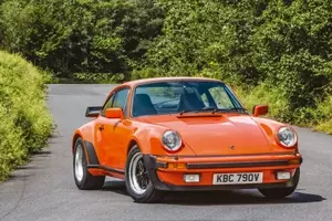 レゴで ジャンプしているポルシェ930ターボ を再現 撮影するコツ 年5月22日 エキサイトニュース