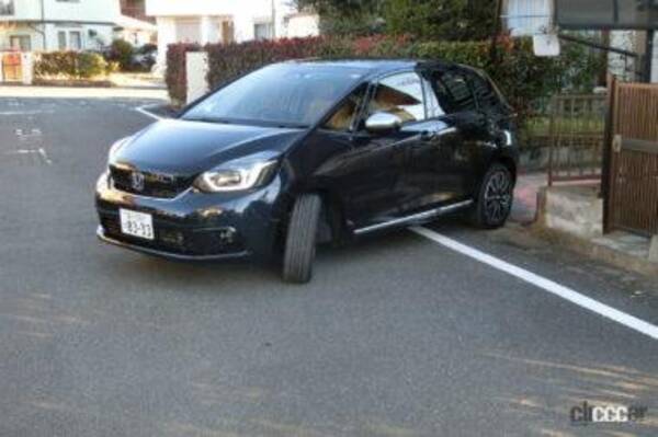 フィット史上初 バックでの試乗インプレッション 購入検討者に贈る 最新フィット試乗記その4 後方視界 使い勝手編 新型車ねちねちチェック第4弾 22年1月5日 エキサイトニュース