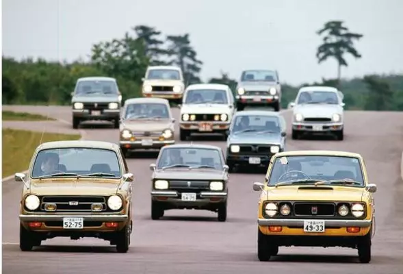 360cc時代から軽自動車は激戦だった 壮絶なパワー競争と変わり種モデルバトル 年11月26日 エキサイトニュース