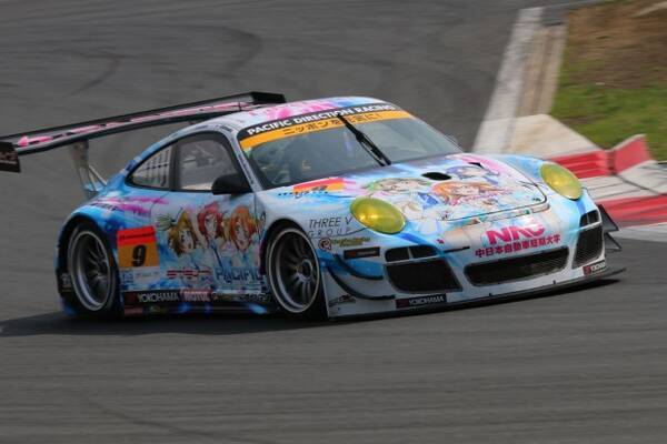 ラブライブ の痛車ポルシェ Super Gtを激走 14年5月7日 エキサイトニュース