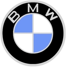 BMWのマークはプロペラだった! 海外自動車メーカーロゴの由来