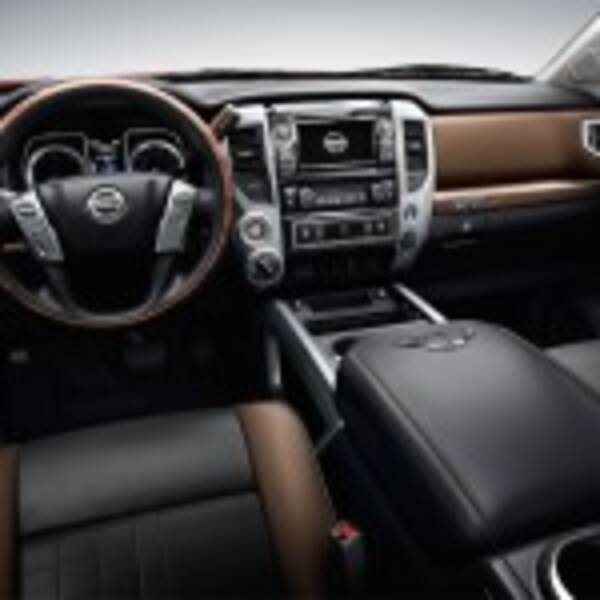 16日産タイタンxd の新型モデルは 老舗カミンズ製5 0l V8ターボディーゼルを搭載 15年1月15日 エキサイトニュース