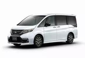 3代目ステップワゴンは 走りのミニバン として後世に名を残すと思います 歴代ステップワゴンを振り返って 12年3月31日 エキサイトニュース