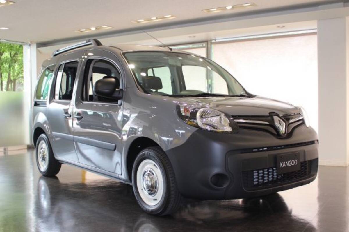 ルノー カングーにルーフレール 専用ホイールを履いた60台限定車が登場 17年6月10日 エキサイトニュース