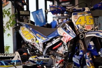 バイクをカスタムしてオンリーワンマシンを作ろう！ オフロードバイク・WR250Rの「カッコイイ」カスタム