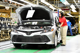 トヨタ自動車の2018年3月期決算の業績予測が一転して増益となった訳は？