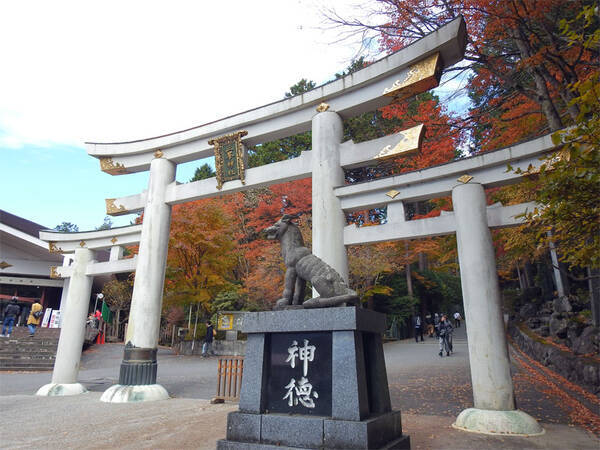 戌年最強のパワーアイテム オオカミを祀る三峯神社の白い氣守り 埼玉 車中泊女子の全国縦断記 17年12月21日 エキサイトニュース